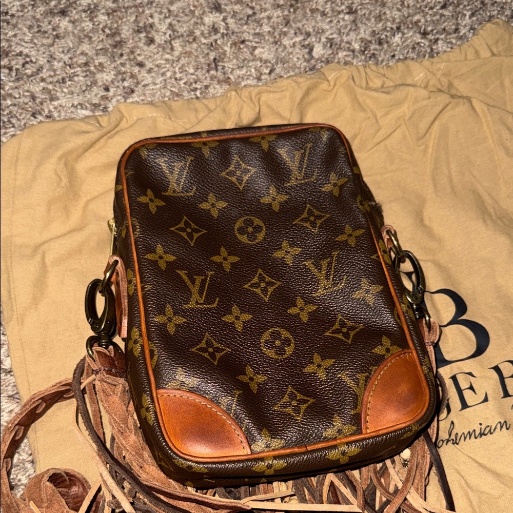 Louis Vuitton Brown Fringe Crossbody Bag - Picture 8 of 8